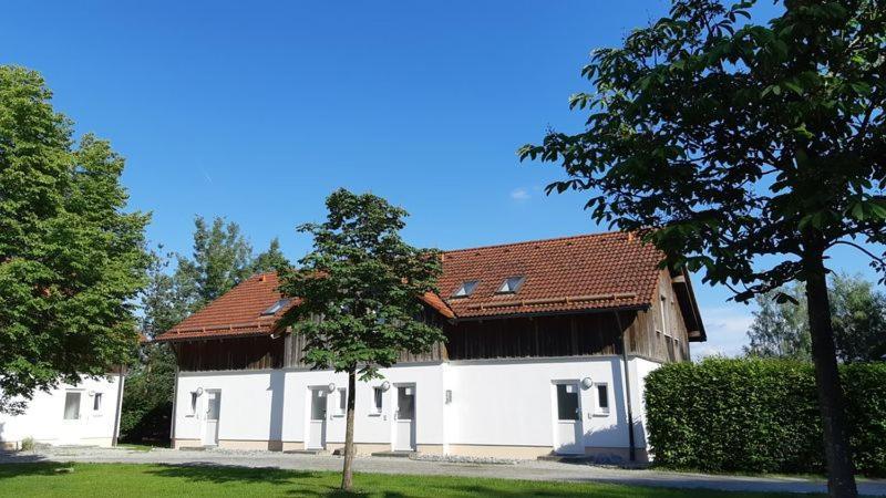 Ferienhaus Bayern Am Ferienpark Westerncity Eging Exteriör bild